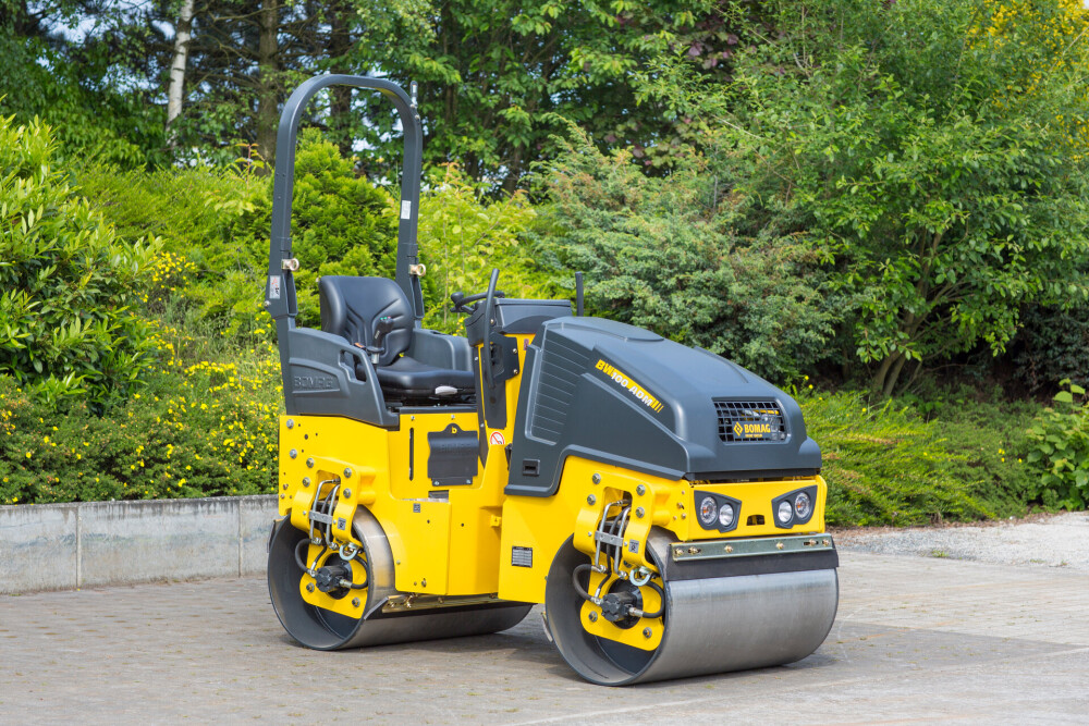 BOMAG BW100 ADM-5 wals