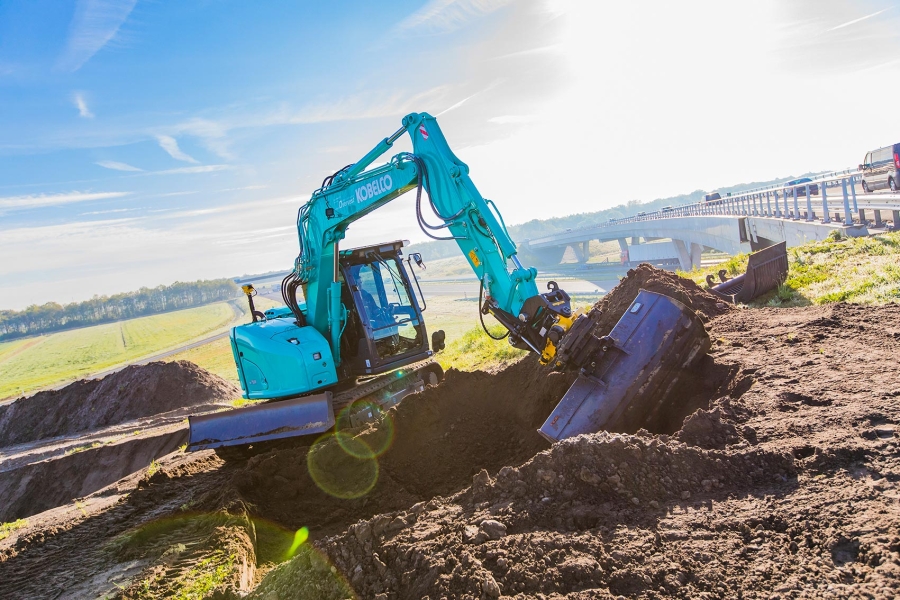 Kobelco SK75SR-7 graafmachine SK75 rupsgraafmachine Stage V rupskraan Stage 5 kraan